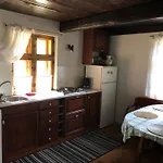 Dom Pod Klonem Na Kaszubach * كوشتيجينا