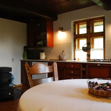 Dom Pod Klonem Na Kaszubach *