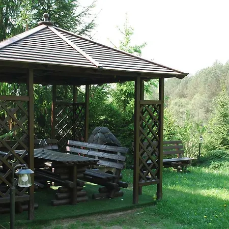 Dom Pod Klonem Na Kaszubach Сasa de vacaciones